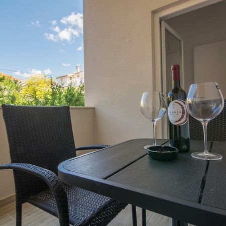 Apartments Smokva Makarska Exterior foto