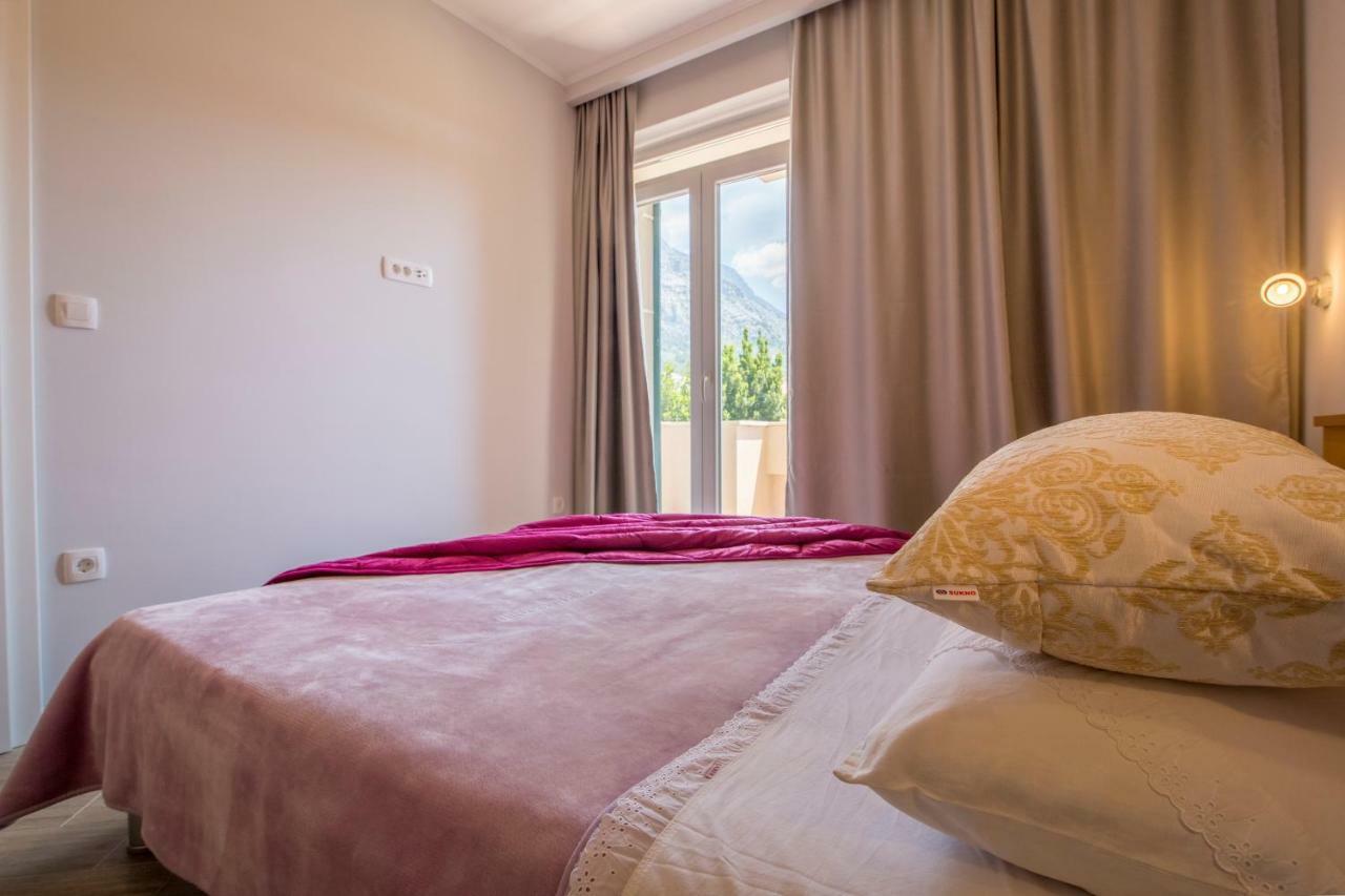 Apartments Smokva Makarska Exterior foto