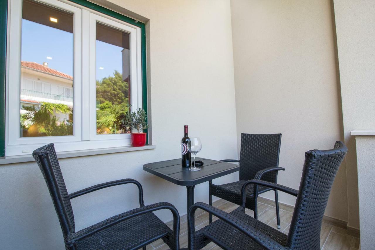 Apartments Smokva Makarska Exterior foto